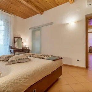  Apartamento Borghese Roomy Flat